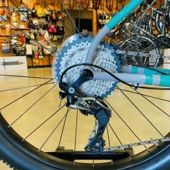 Breezer Bikes Lightning Pro 27+ 27.5 Mountain Bike 2020 -Aventon Shop fBxlbRie9f1pwszQsTiGIf xM