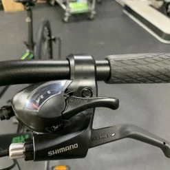 Fuji Traverse 1.7 Satin Black/Green 2022 -Aventon Shop fFZV5EAgLrqfBnfecVoOjJQh4