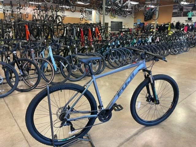 Fuji Nevada 29 / 1.9 - Satin Graphite 2022 8 Fuji Nevada 29 / 1.9 - Satin Graphite 2022 - Image 6