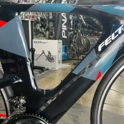 Felt IA Advanced Rim Brake Shimano 105 - Midnight Geo 2022 -Aventon Shop iMmilu09UAWbpYv0qD27vW408