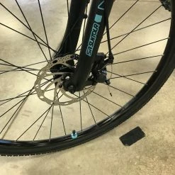 Fuji Traverse 1.7 Disc Mid Step Satin Black/Cyan -Aventon Shop kLC wdVrn3Vn841dmBfpVNQzI