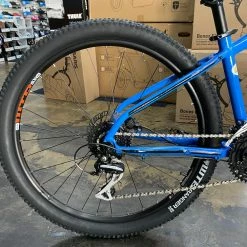 Fuji Nevada 27.5 1.7 - Cyan 2022 -Aventon Shop ktYbFFllrg4J6UKfo1kPMWoLU