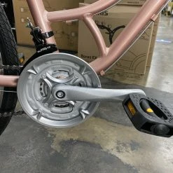 Retrospec Barron Step-Thru Comfort Hybrid Bike 21-Speed - Mauve 2022 -Aventon Shop l j0PRAWe0gWkMuVlgnLPcA1c