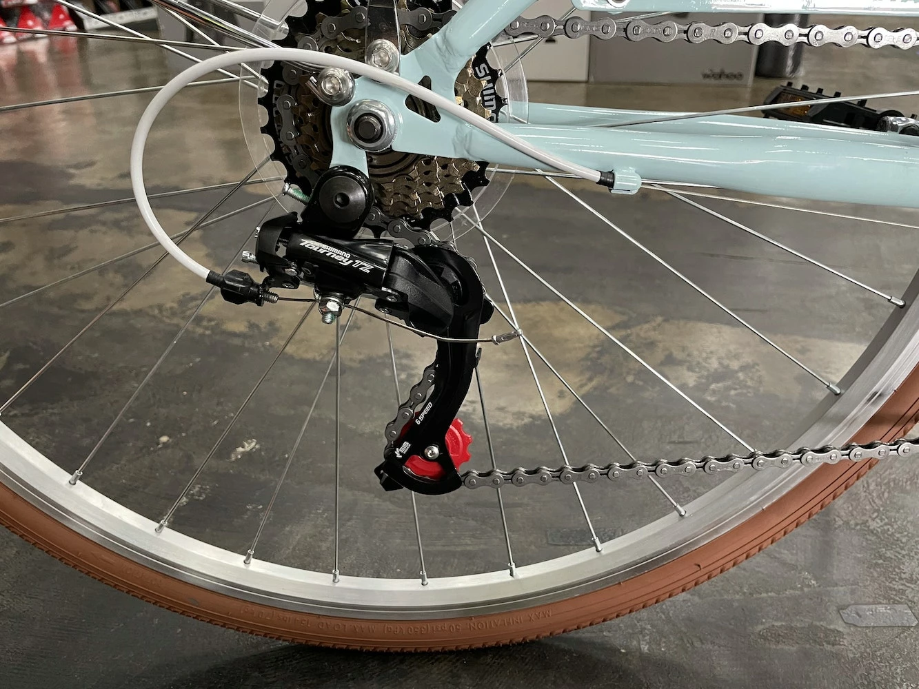 Retrospec Beaumont 7-Speed Step-Thru City Bike - Cool Mint 2022 7 Retrospec Beaumont 7-Speed Step-Thru City Bike - Cool Mint 2022 - Image 5