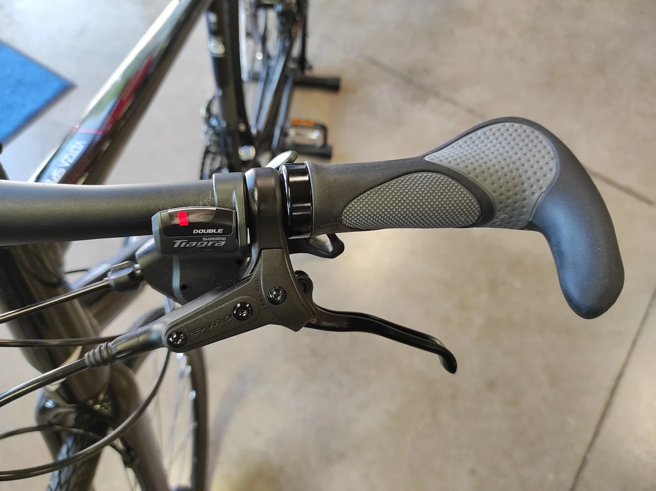 Felt Verza Speed 20 Shimano Tiagra - Supernova Black 2022 8 Felt Verza Speed 20 Shimano Tiagra - Supernova Black 2022 - Image 6