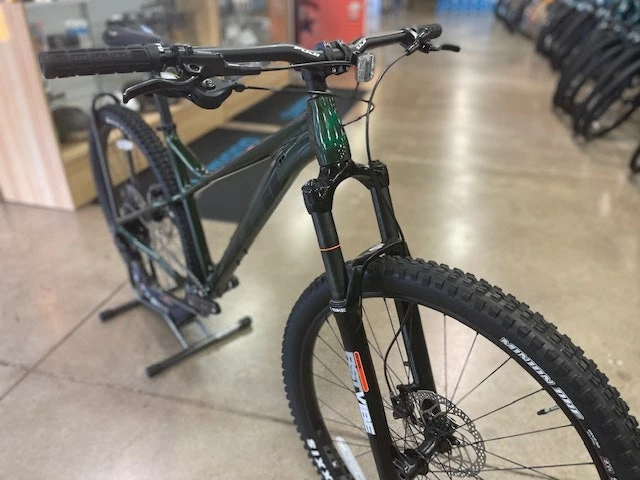 Fuji Bighorn 1.5 29er Shimano Deore 1 X 11 Speed - Deep Forest Green 16 Fuji Bighorn 1.5 29er Shimano Deore 1 X 11 Speed - Deep Forest Green - Image 14