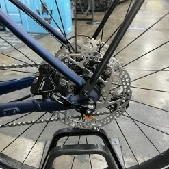 Pinarello Nytro Urbanist Shimano Deore 2022 -Aventon Shop oE5uwbtYXjfEPuex72IWQ h2E