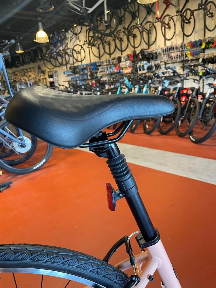 Batch Bicycles Batch Step-Thru Comfort Bike 6 Batch Bicycles Batch Step-Thru Comfort Bike - Image 5