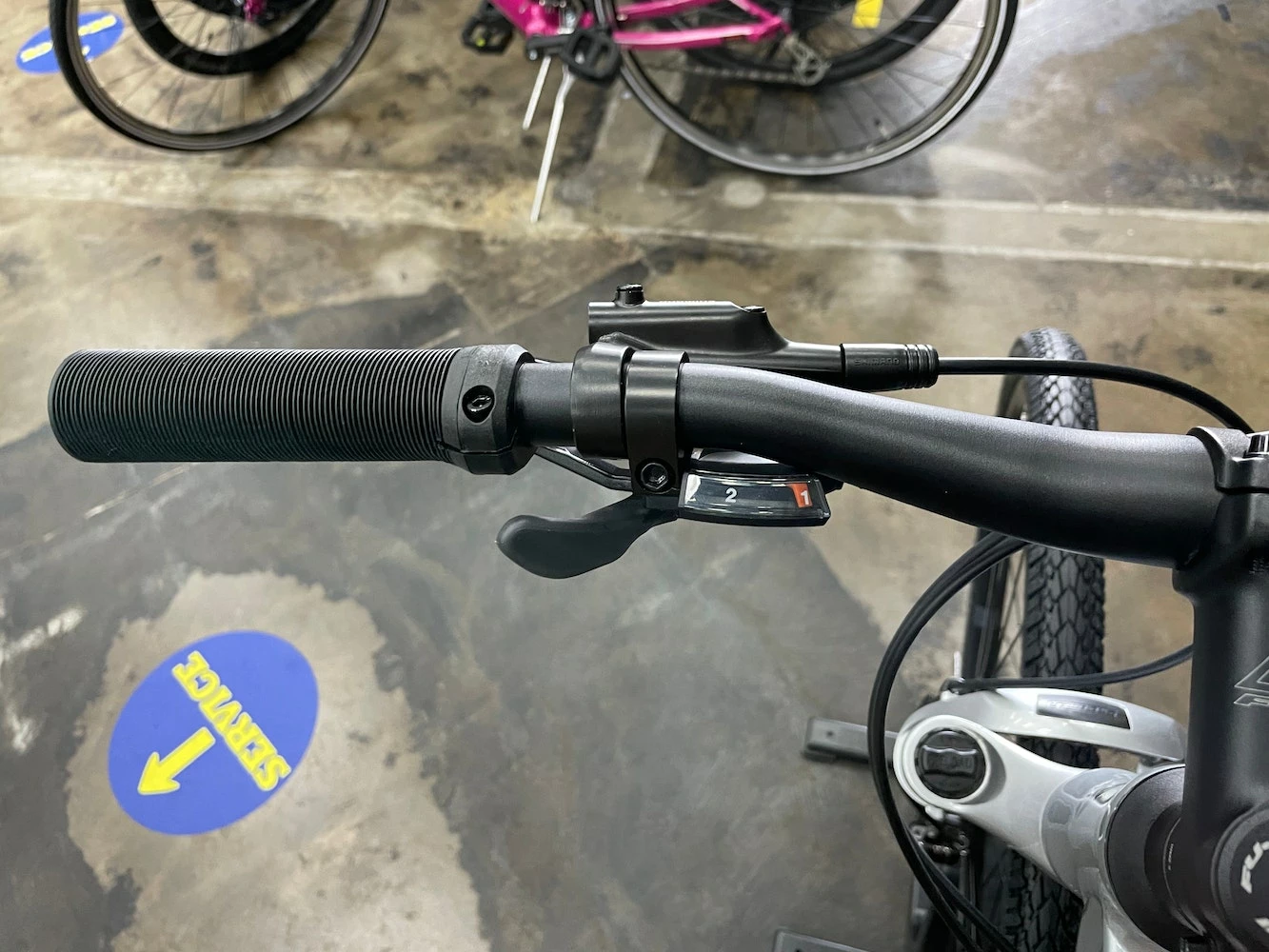 Fuji Traverse 1.3 - Gray 2022 19 Fuji Traverse 1.3 - Gray 2022 - Image 17