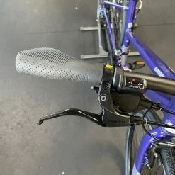 Cannondale Quick 6 Remixite Ultra Violet 2022 -Aventon Shop qMunovjErude14M5oJKOQE6mY