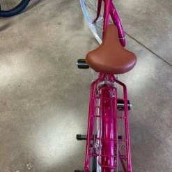 Reid Classic 7-Speed Step-Thru - Hot Pink 2021 -Aventon Shop qeJuQq4Op2J79FGoIvY I jM