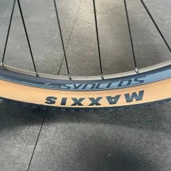 Scott Scale 965 Hardtail Mountain Bike White 2022 -Aventon Shop rZ4oj2YFf 5aLdnfpSPQ4aSFk