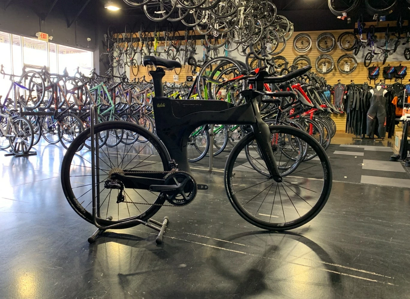 Ventum One Shimano Ultegra Di2 11 Speed - Black 2020 4 Ventum One Shimano Ultegra Di2 11 Speed - Black 2020 - Image 2