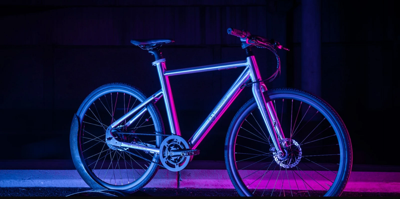 N+ Mercedes-AMG F1 Team Mercedes-Benz Mercedes Formula E Team Silver Arrows Sport EBike 2022 3 N+ Mercedes-AMG F1 Team Mercedes-Benz Mercedes Formula E Team Silver Arrows Sport EBike 2022