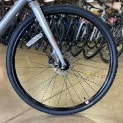 Fuji Absolute 1.7 Step-Thru - Silver 2022 -Aventon Shop tTp9lrGDG1hbHVVtz5SM94hII