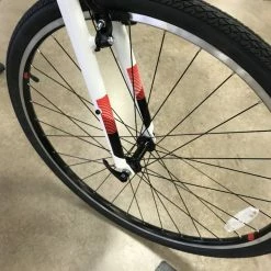 Fuji Absolute 2.1 ST - Pearl White 2022 -Aventon Shop ursqVJqbOOiedeNytWbwGaJ1k