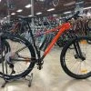 Cannondale Trail SE 3 Hardtail Mountain Bike: Shimano Deore 1x11, Dropper Post Impact Orange -Aventon Shop vWZrJpUE036YCPXtQYA4V41 A