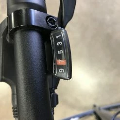 Felt Verza Speed 40 Shimano Altus - Charcoal 2022 -Aventon Shop vYsb5YaqSMeoEc91r1N QN2y0