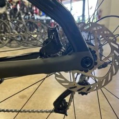 Argon 18 E-117 Tri Disc Sram Force 22 - Black/Black 2022 17 Argon 18 E-117 Tri Disc Sram Force 22 - Black/Black 2022 -Aventon Shop xIC Kkadrjnl4 UhnzlpgGNio