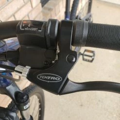 Fuji Traverse 1.5 Blue Hybrid/Gravel Bike 2022 -Aventon Shop xeZ1f2nwUAXHdDi375VYYQRkU