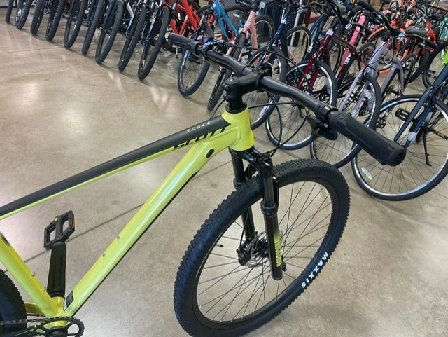 Scott Scale 970 SRAM NX Eagle - Yellow 2022 13 Scott Scale 970 SRAM NX Eagle - Yellow 2022 - Image 11