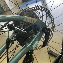 Cannondale Quick CX 4 Hybrid Bike Alpine Blue- Front Suspension/Disc Brakes -Aventon Shop yjXli4JW3KovxY0AJsOO jbL4