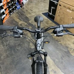 Fuji Adventure 27.5 Shimano Tourney - Satin Silver 2022 -Aventon Shop z0BF ArmhkNTQfZfTQ tmUqJg